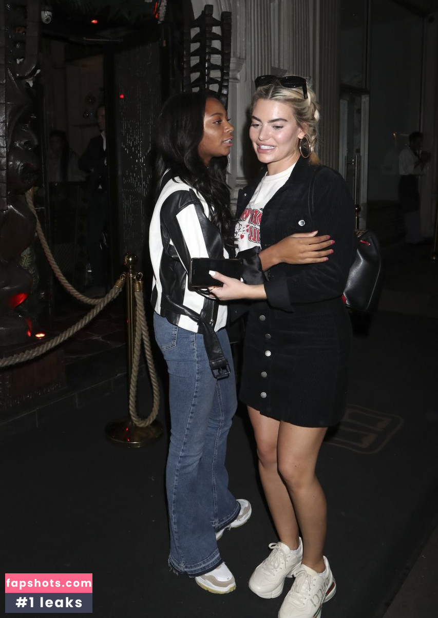 Megan Barton Hanson gallery photo #381