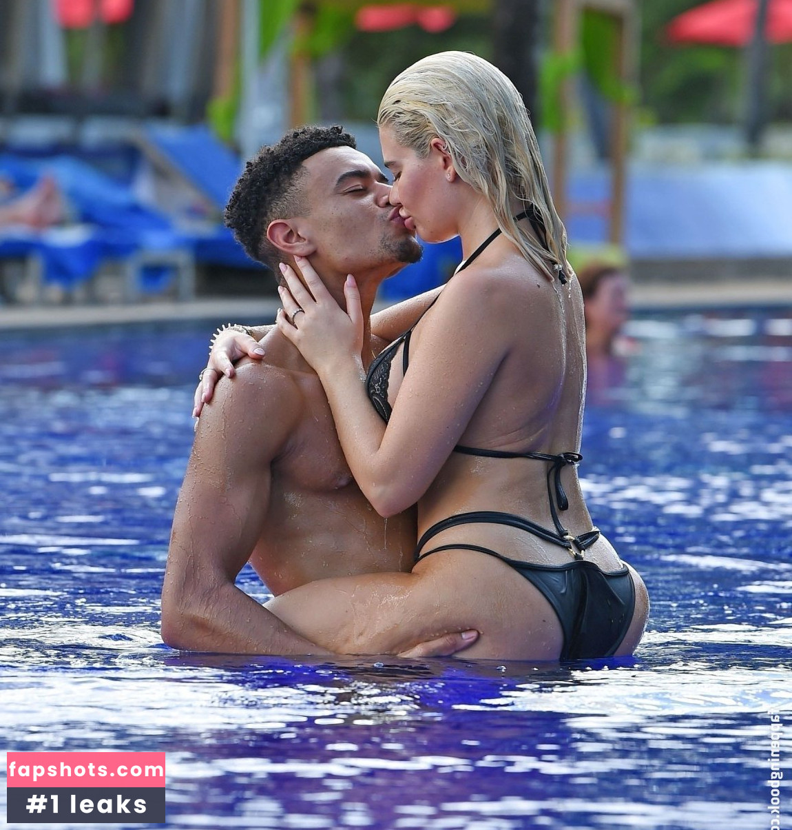 Megan Barton Hanson gallery photo #410