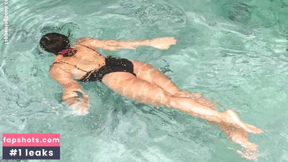 Megan Batoon gallery photo #9