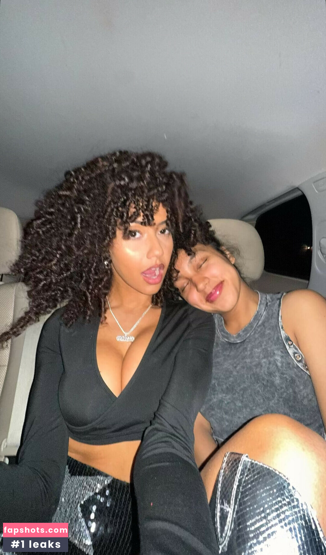 Megan Botnick gallery photo #19