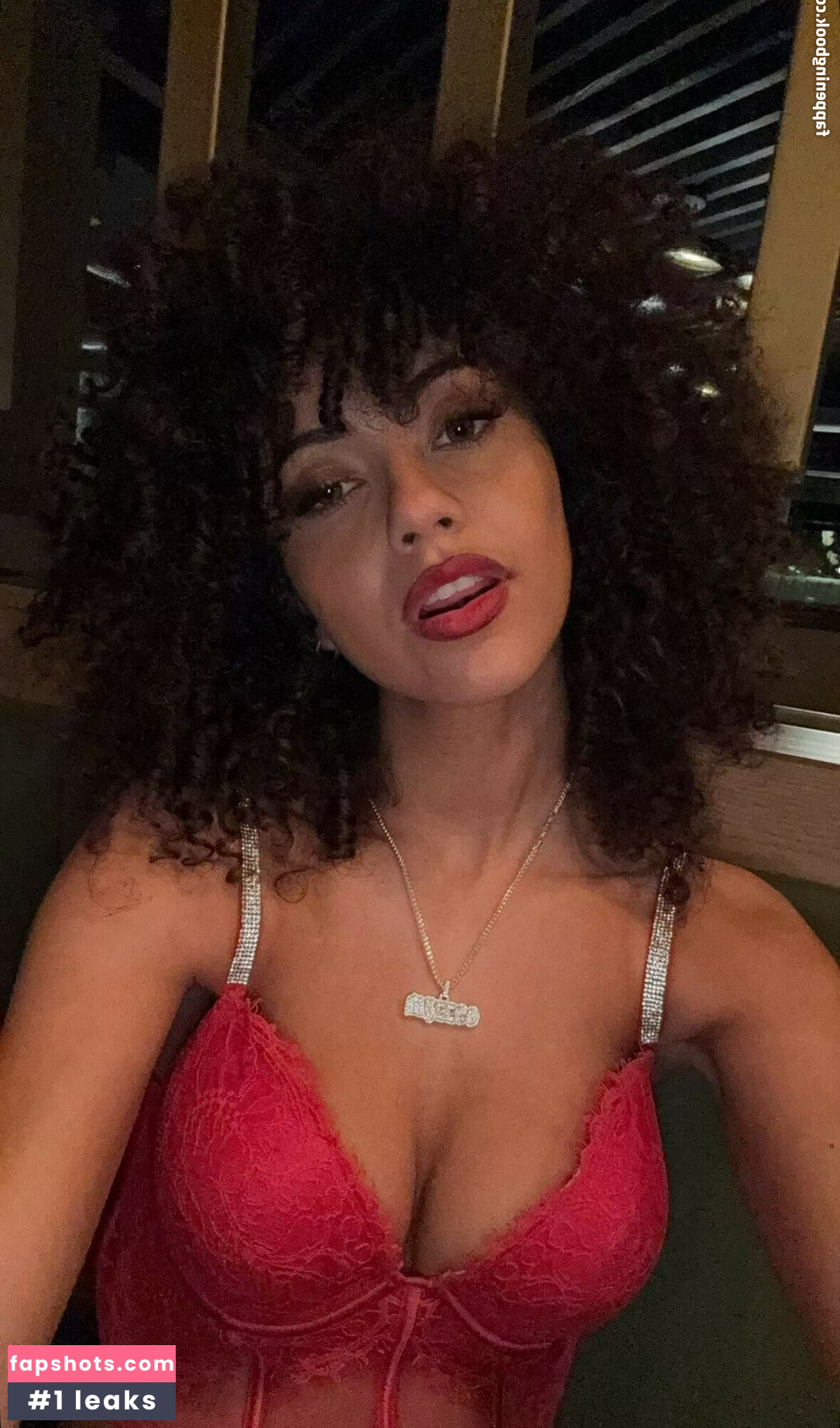 Megan Botnick gallery photo #29