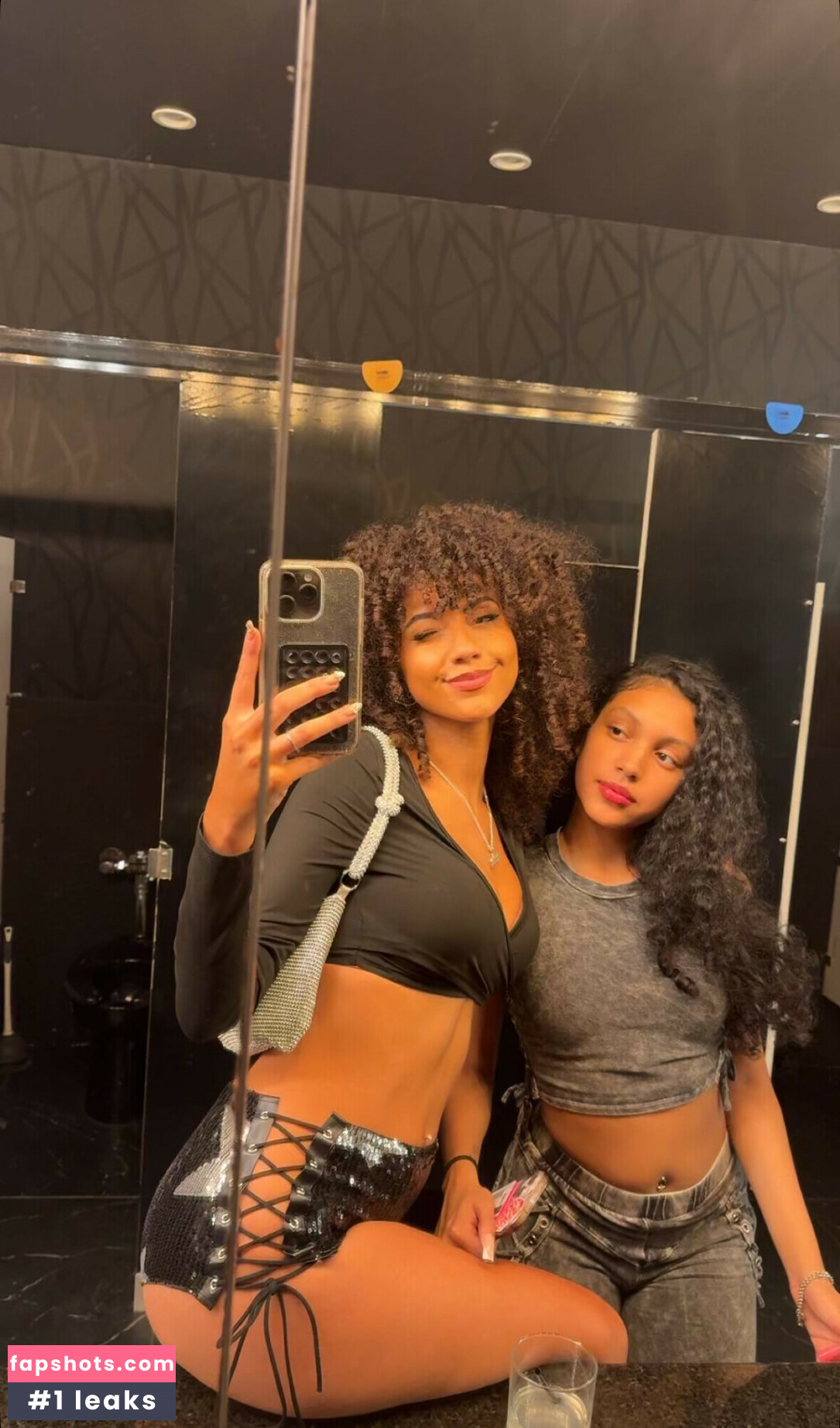 Megan Botnick gallery photo #33