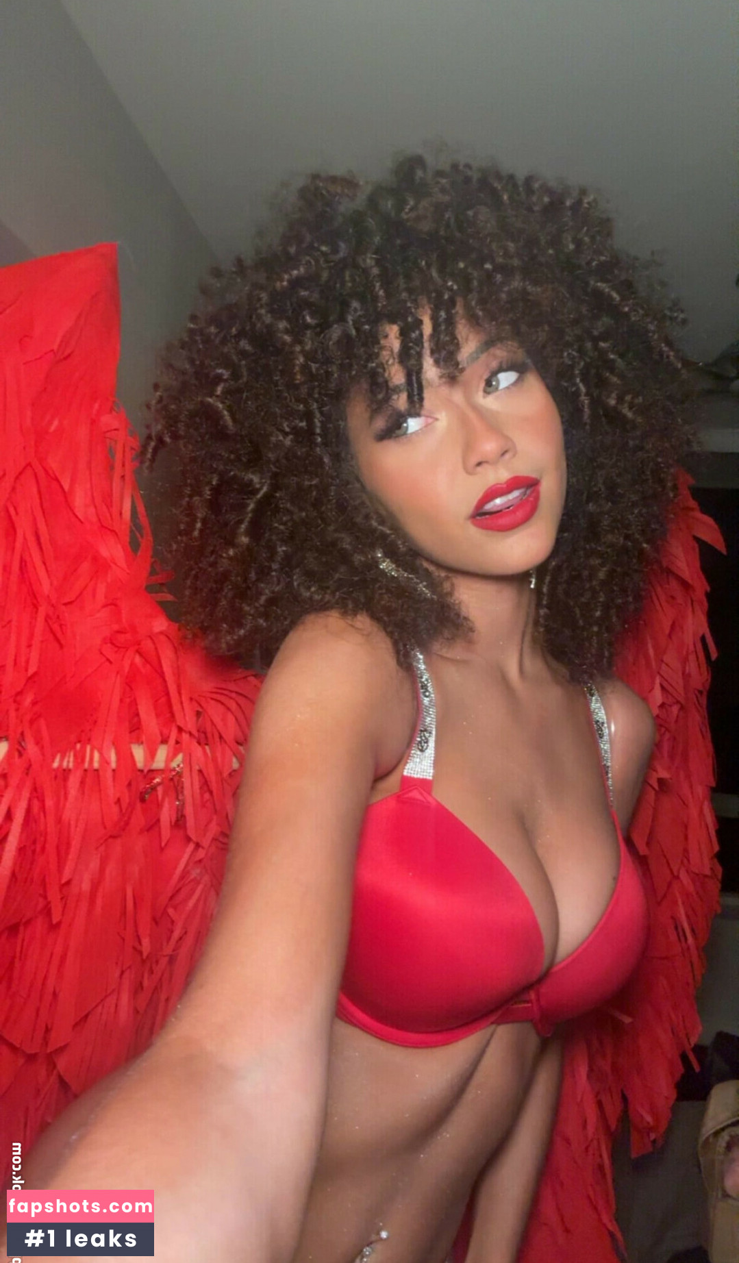 Megan Botnick gallery photo #36