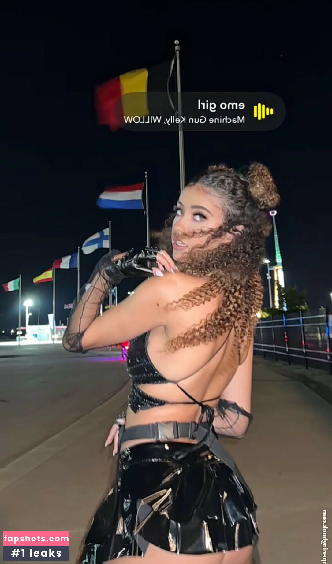 Megan Botnick gallery photo #57