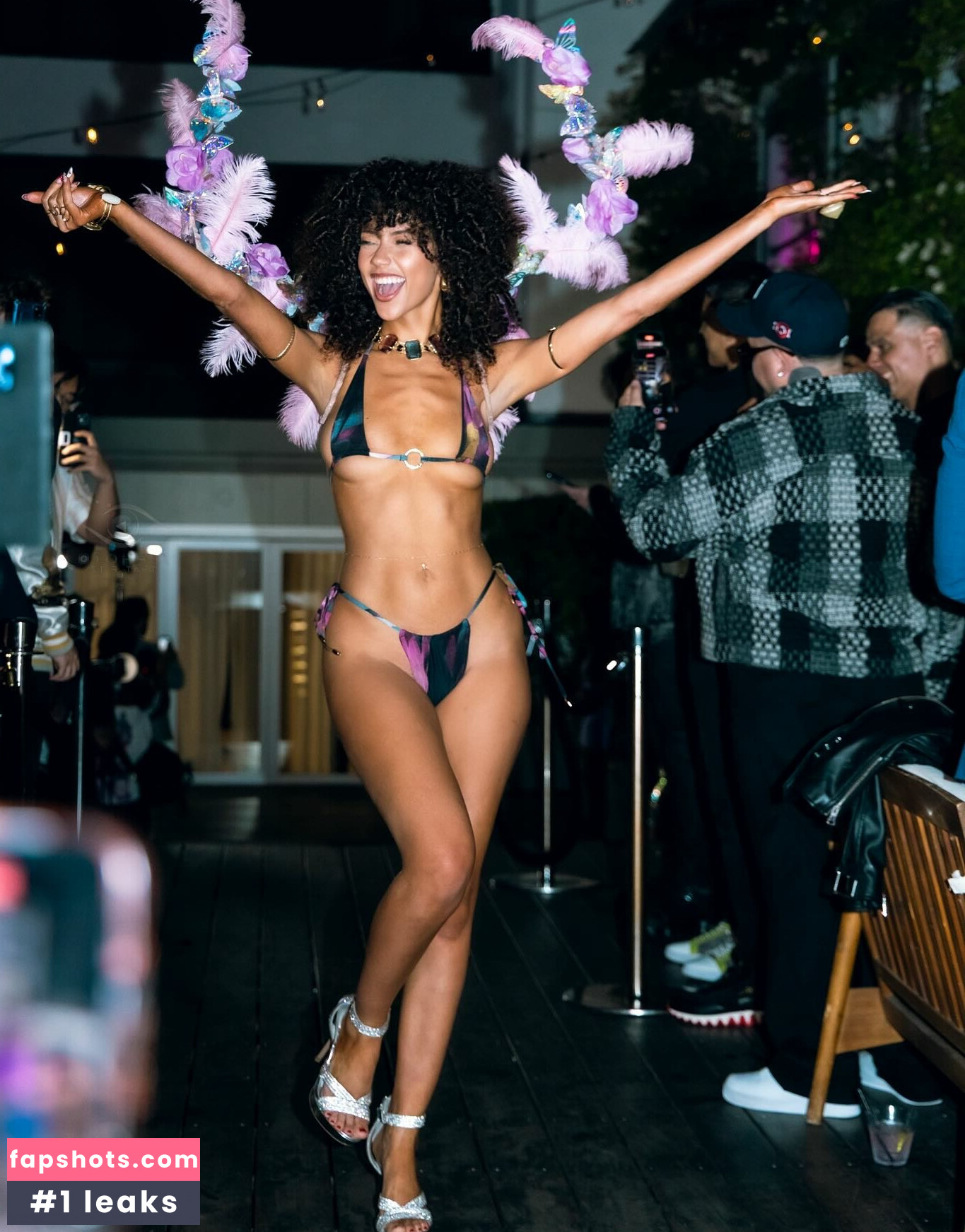 Megan Botnick gallery photo #7