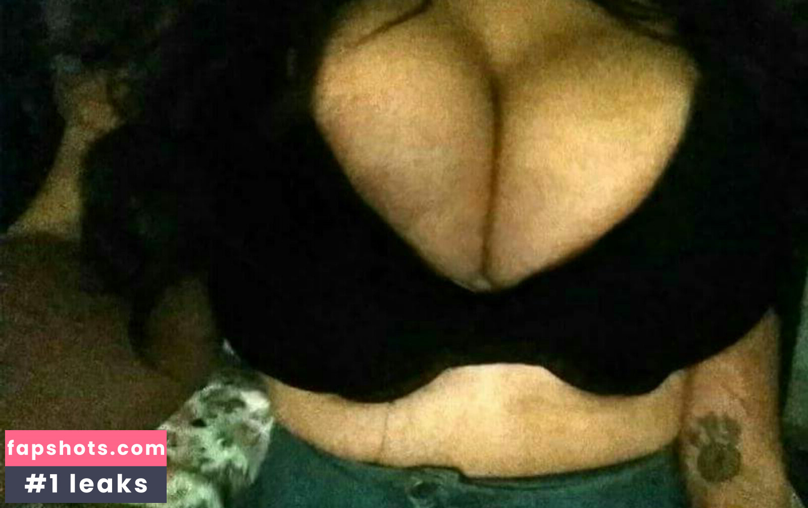 Megan Carys Gomer gallery photo #17