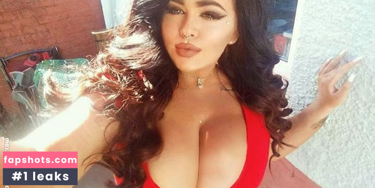 Megan Carys Gomer gallery photo #29