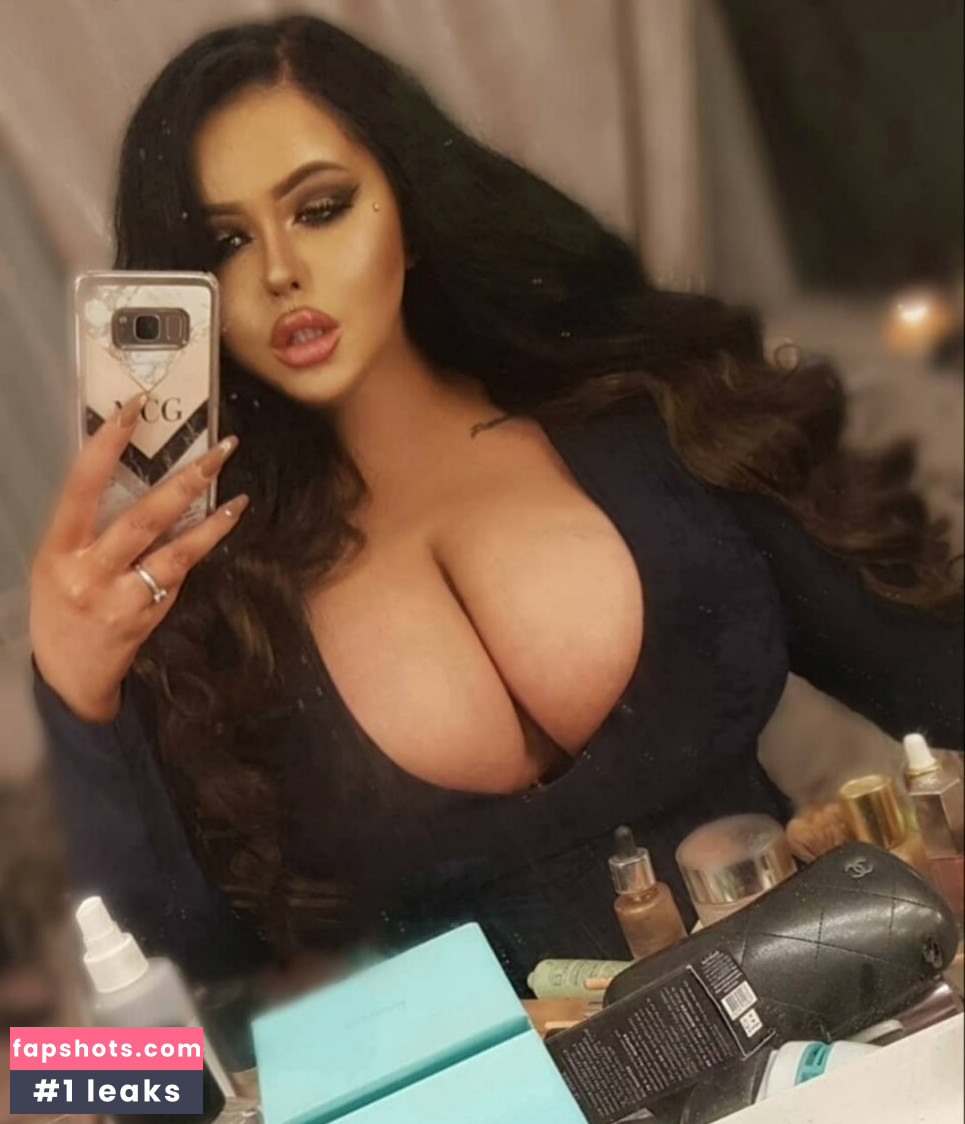 Megan Carys Gomer gallery photo #7