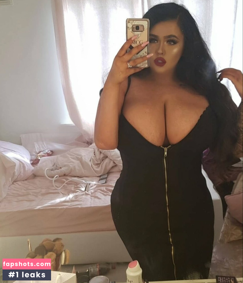 Megan Carys Gomer gallery photo #8