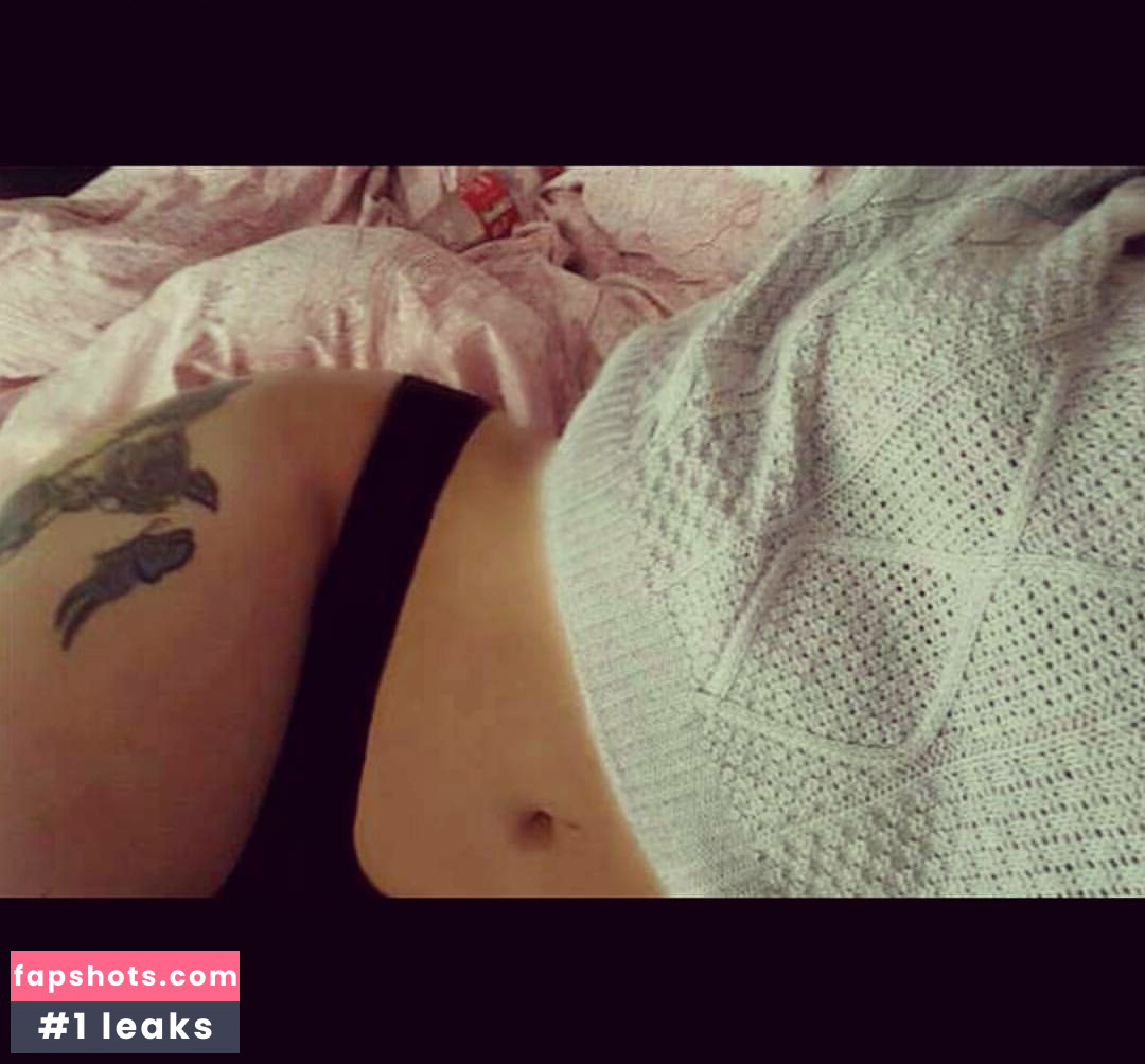 Megan Carys Gomer gallery photo #9