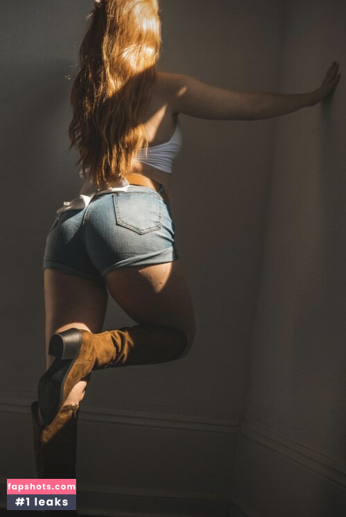 Megan DeLuca gallery photo #200