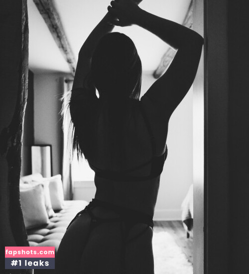 Megan DeLuca gallery photo #247