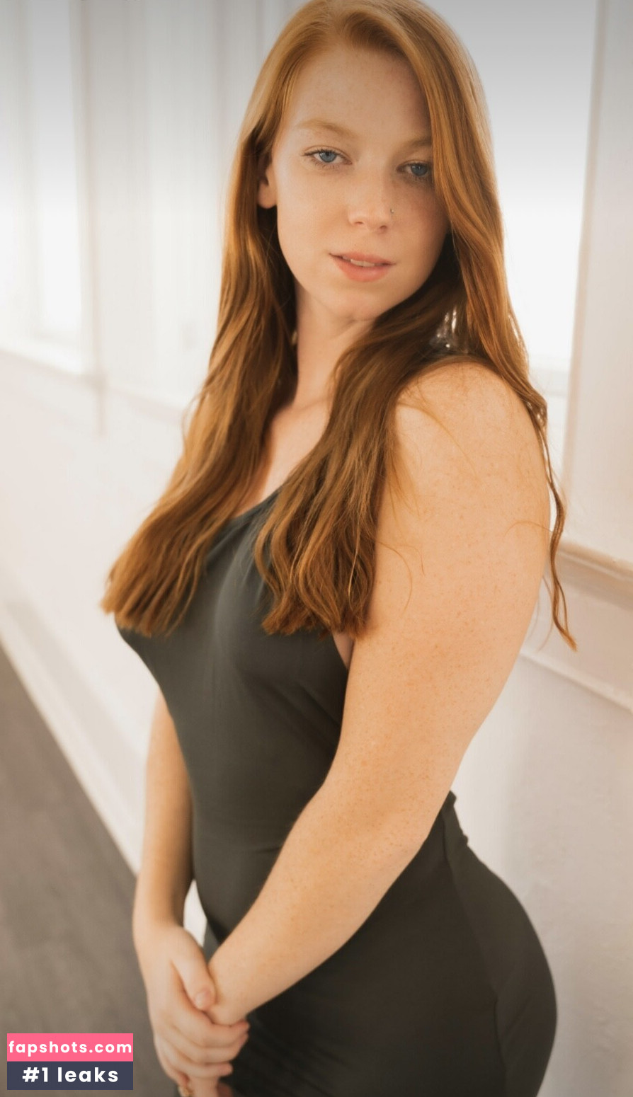 Megan Deluca gallery photo #1084