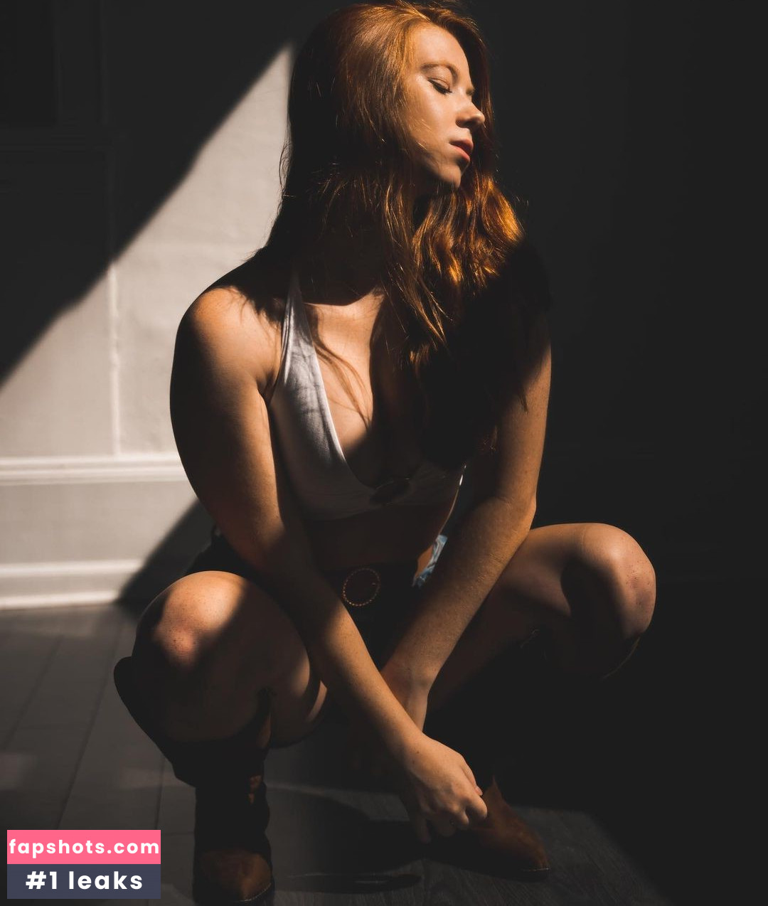 Megan Deluca gallery photo #1087