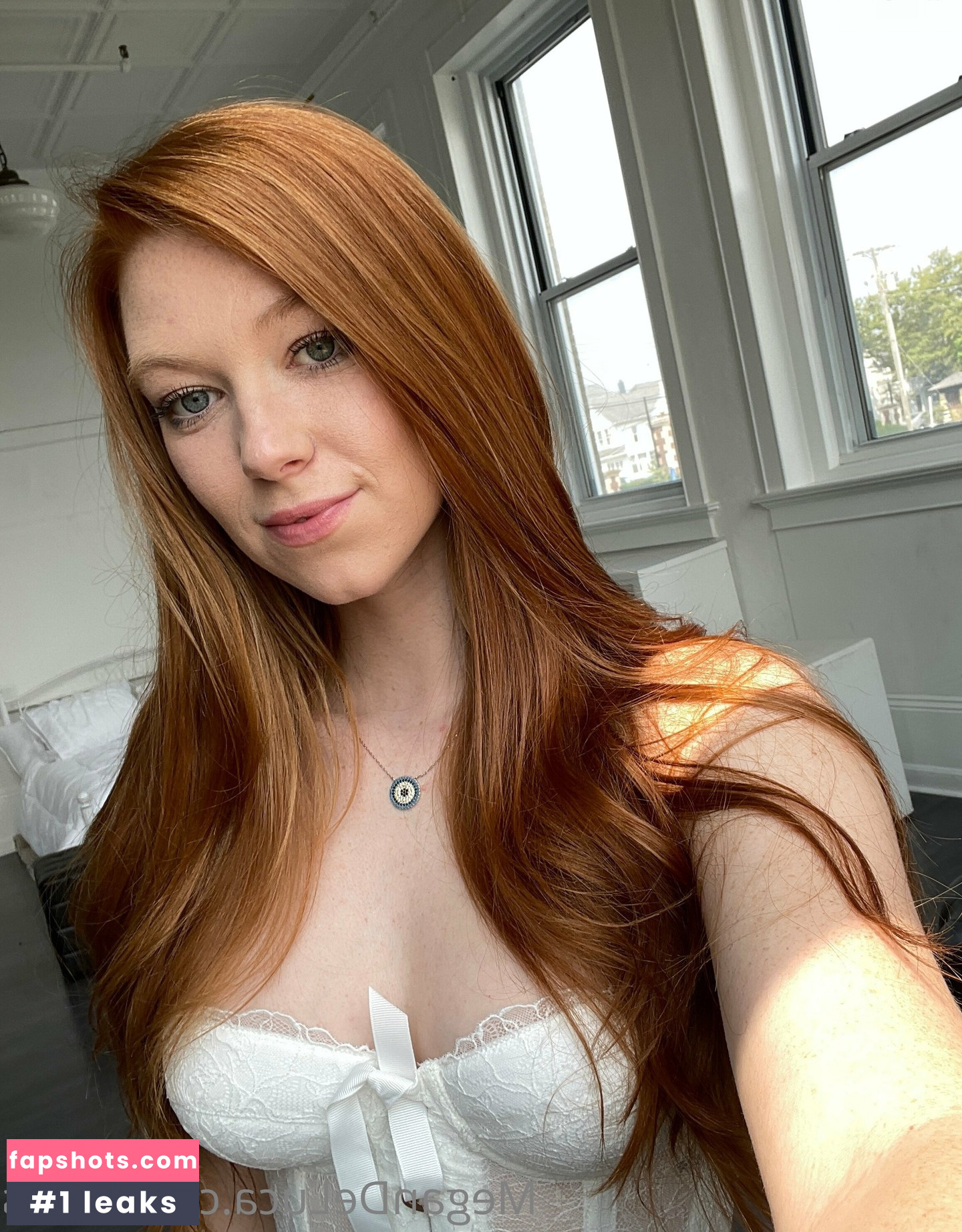 Megan Deluca gallery photo #1159