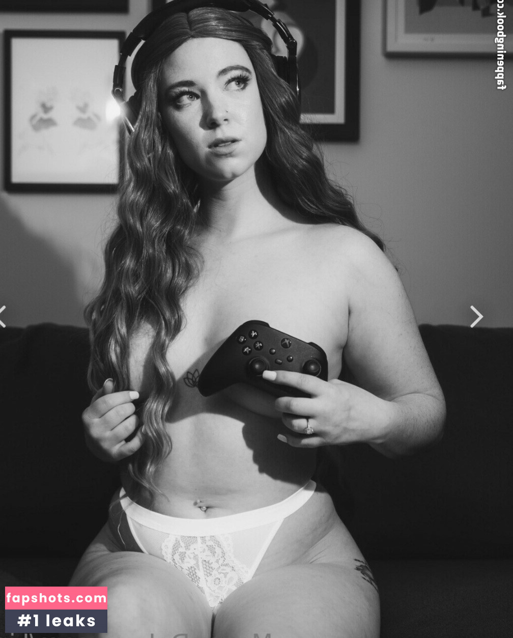 Megan Deluca gallery photo #203