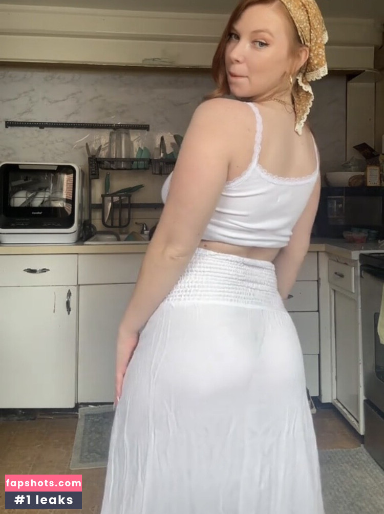 Megan Deluca gallery photo #360