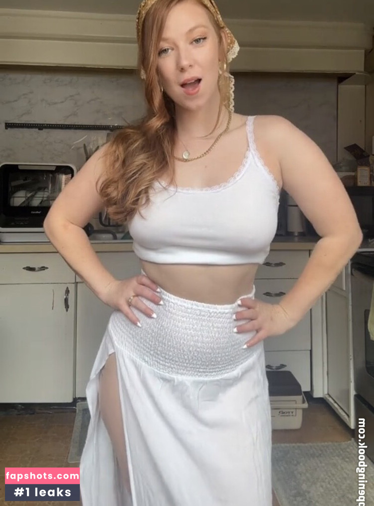 Megan Deluca gallery photo #363