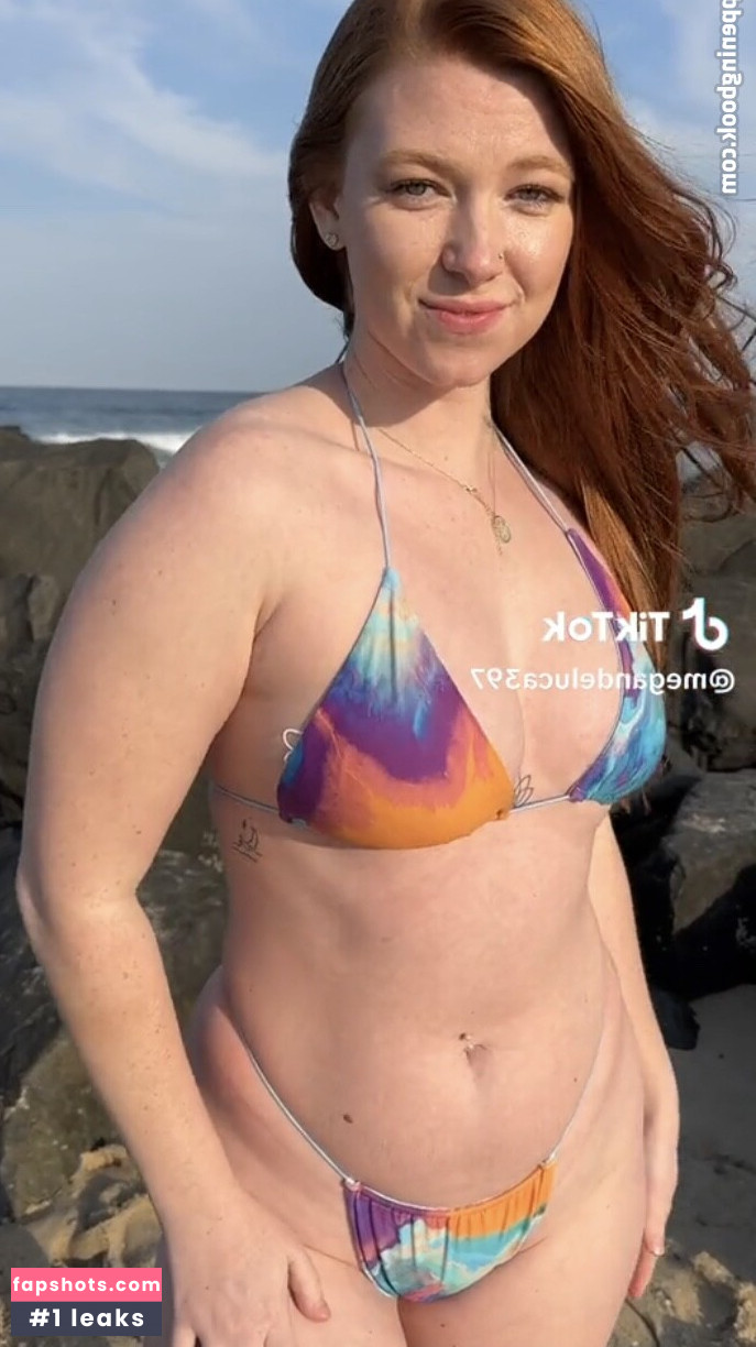 Megan Deluca gallery photo #562