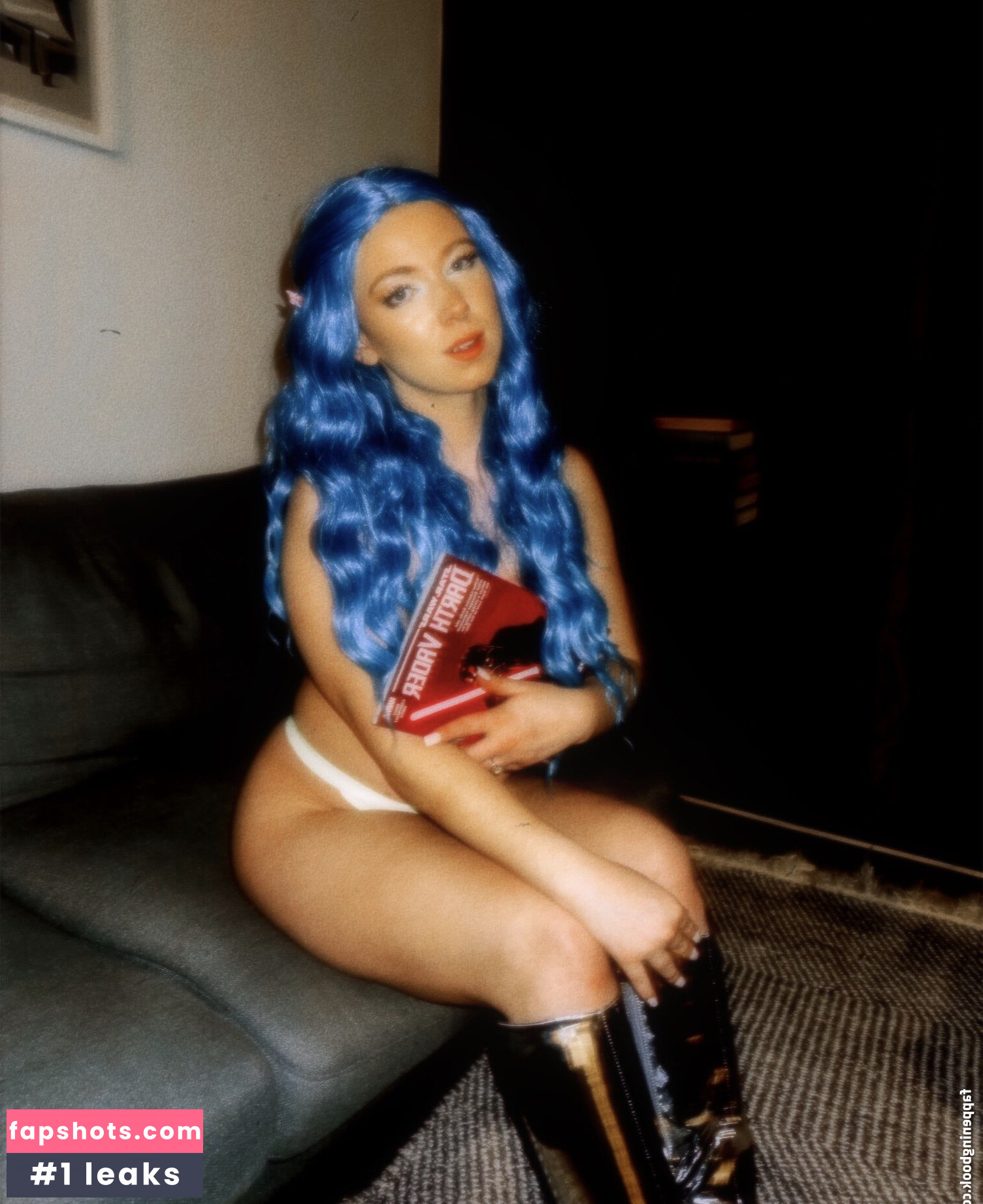 Megan Deluca gallery photo #670