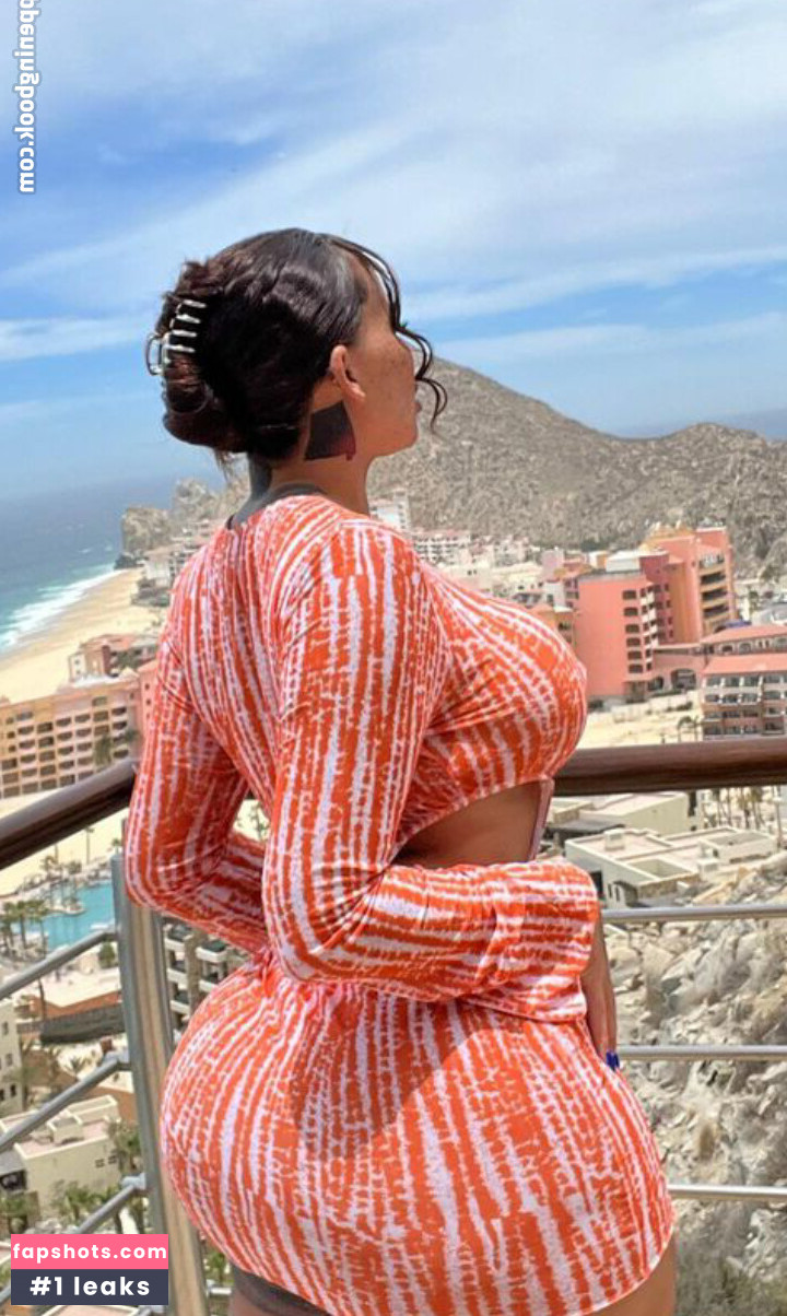 Megan Denise gallery photo #2