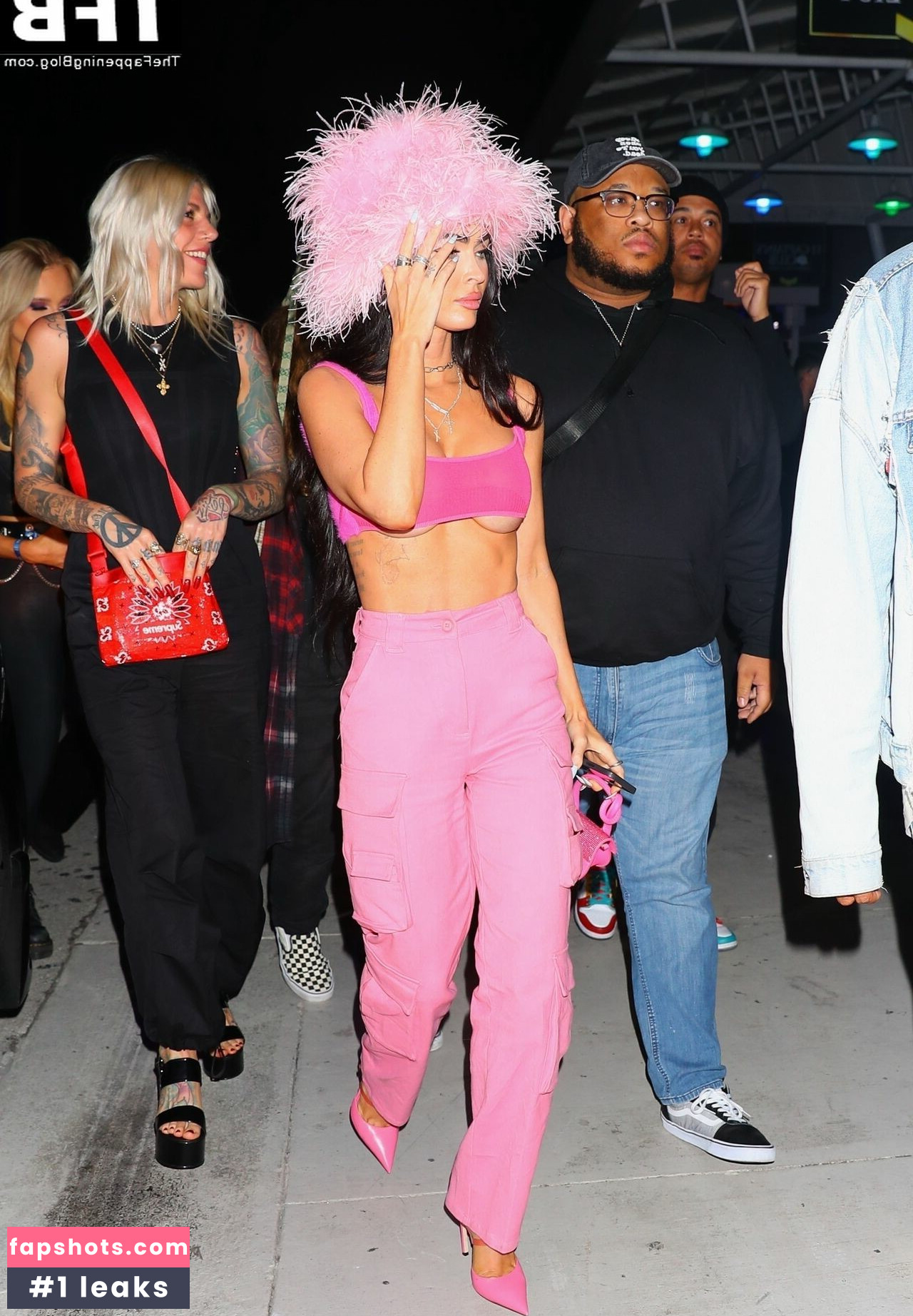 Megan Fox gallery photo #1032