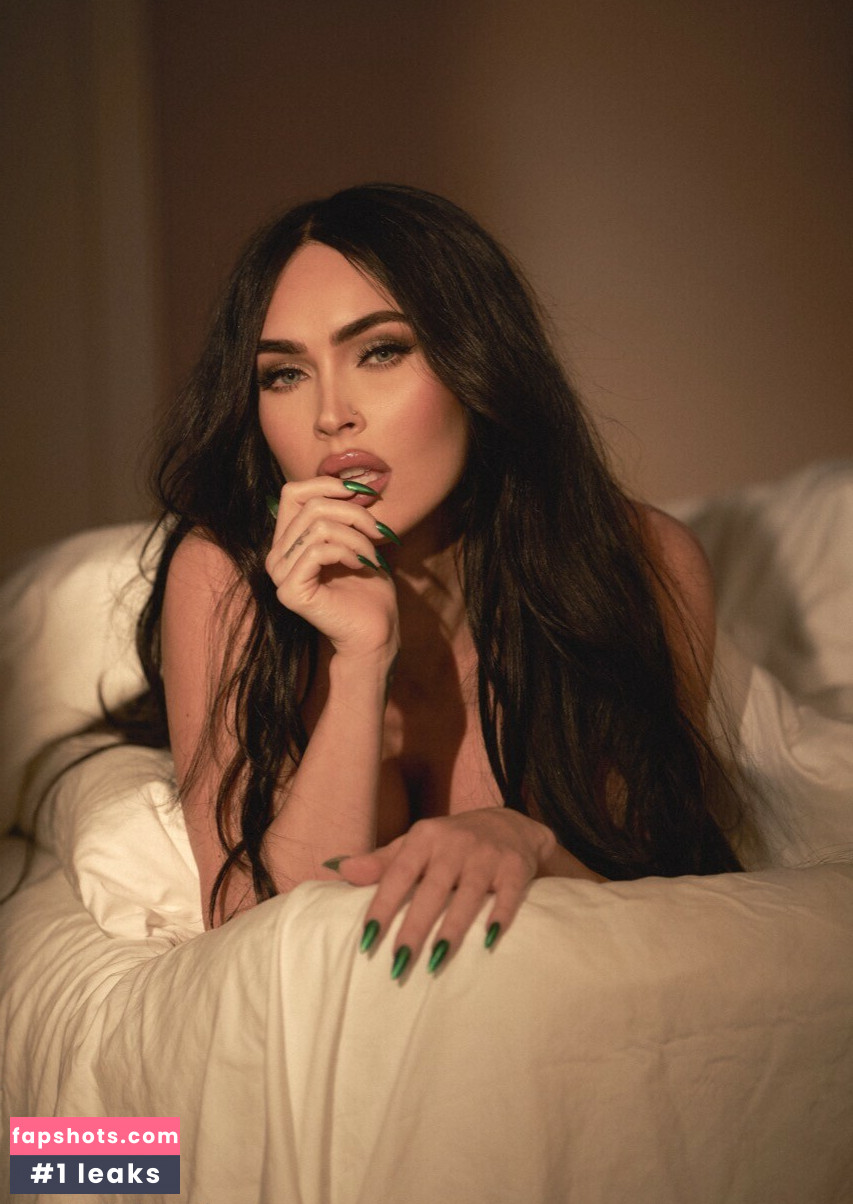 Megan Fox gallery photo #1057