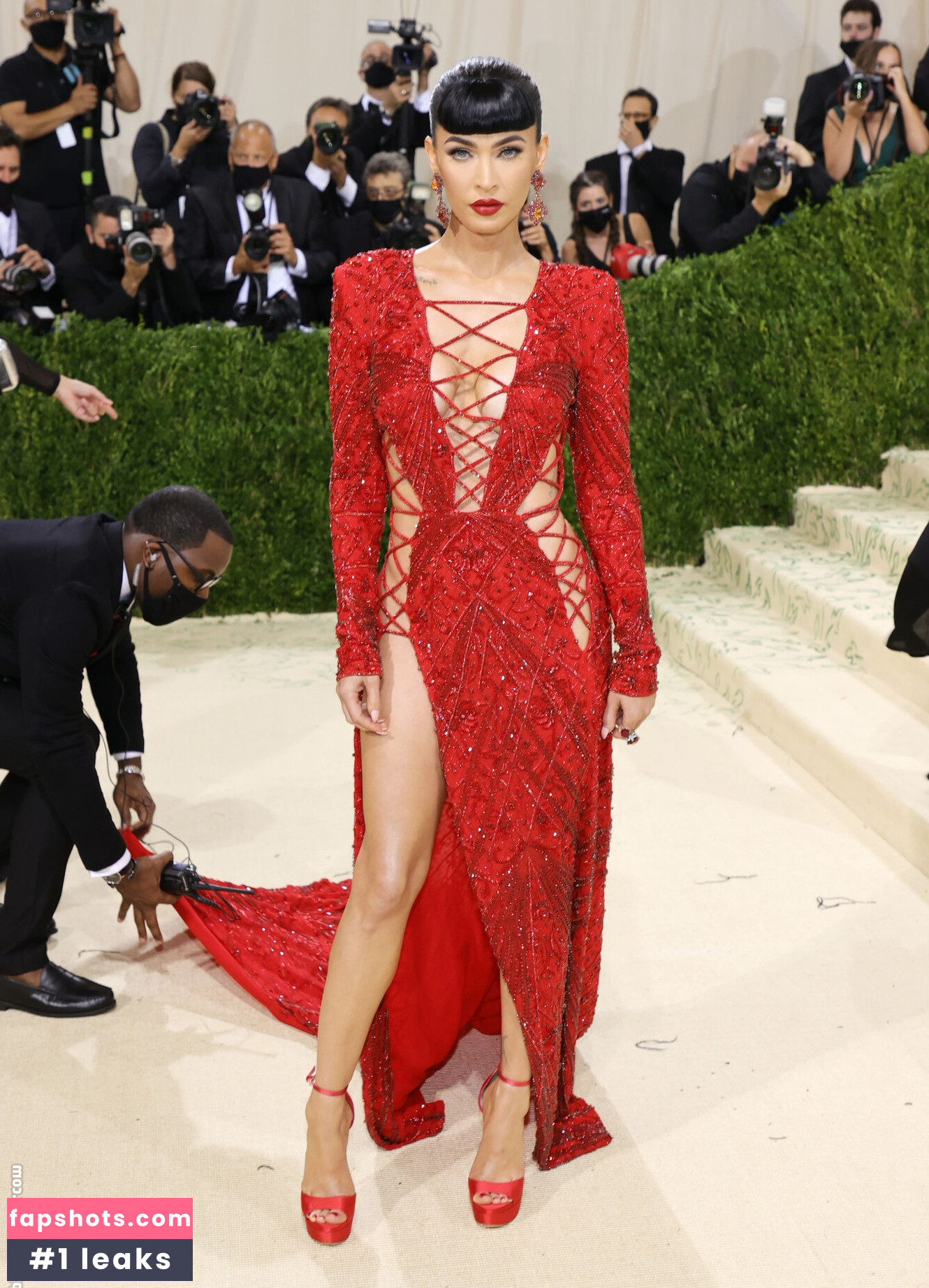 Megan Fox gallery photo #1086