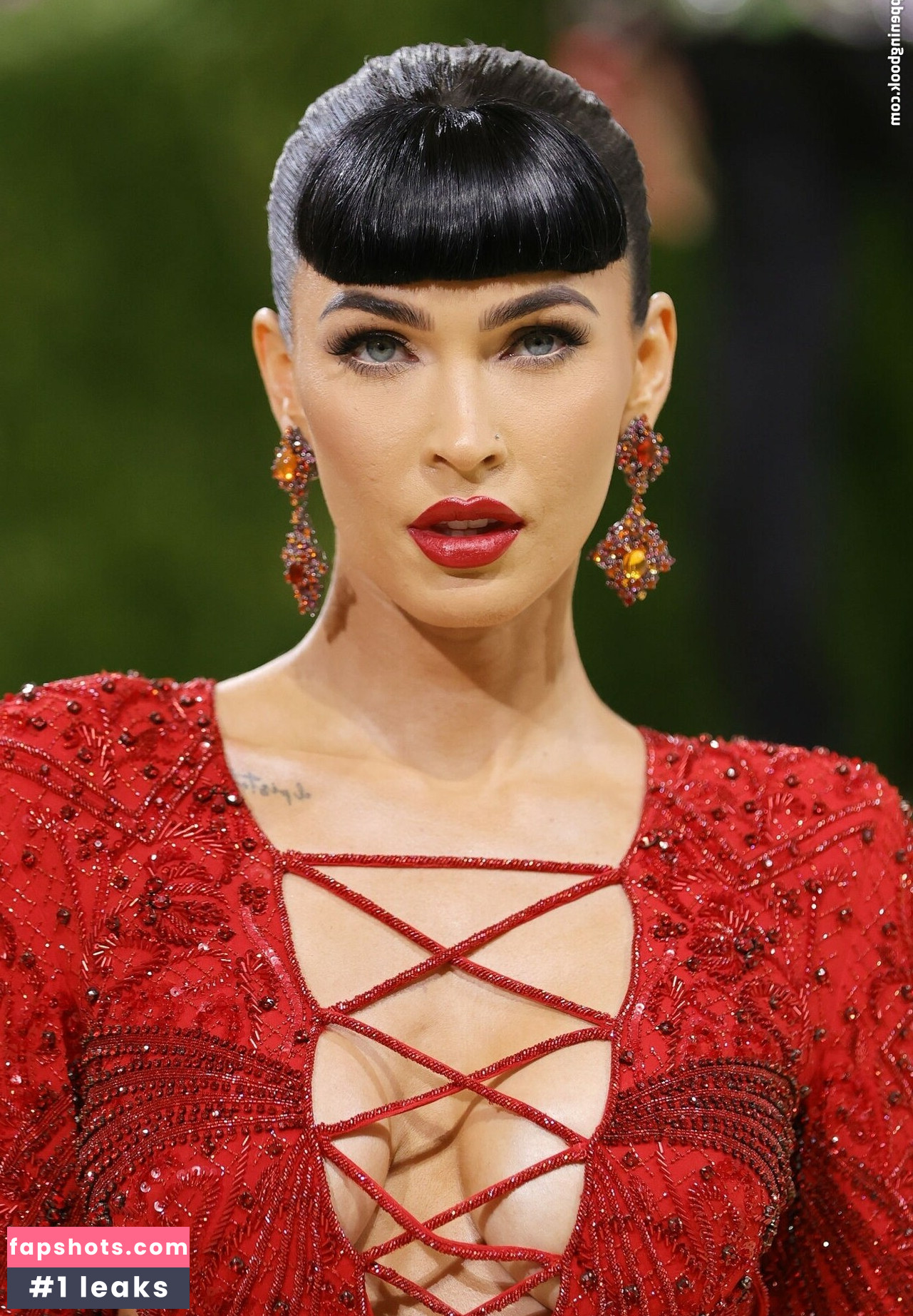 Megan Fox gallery photo #1094