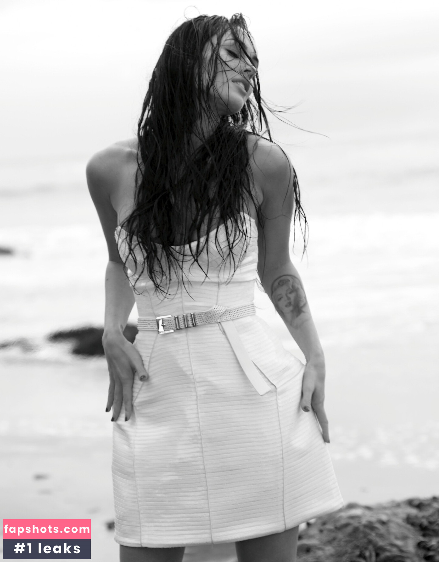 Megan Fox gallery photo #1156