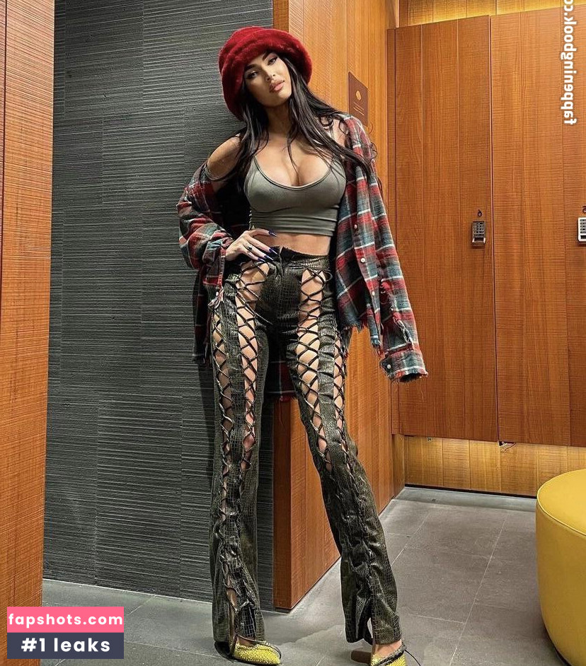 Megan Fox gallery photo #1162