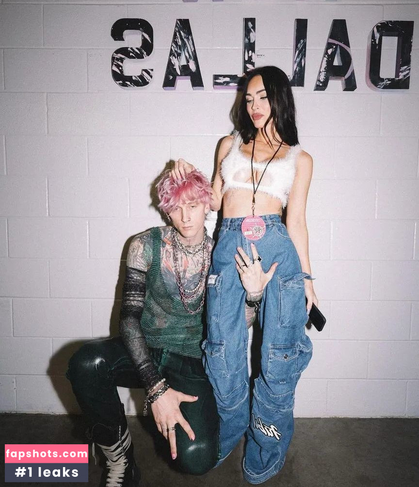 Megan Fox gallery photo #1250