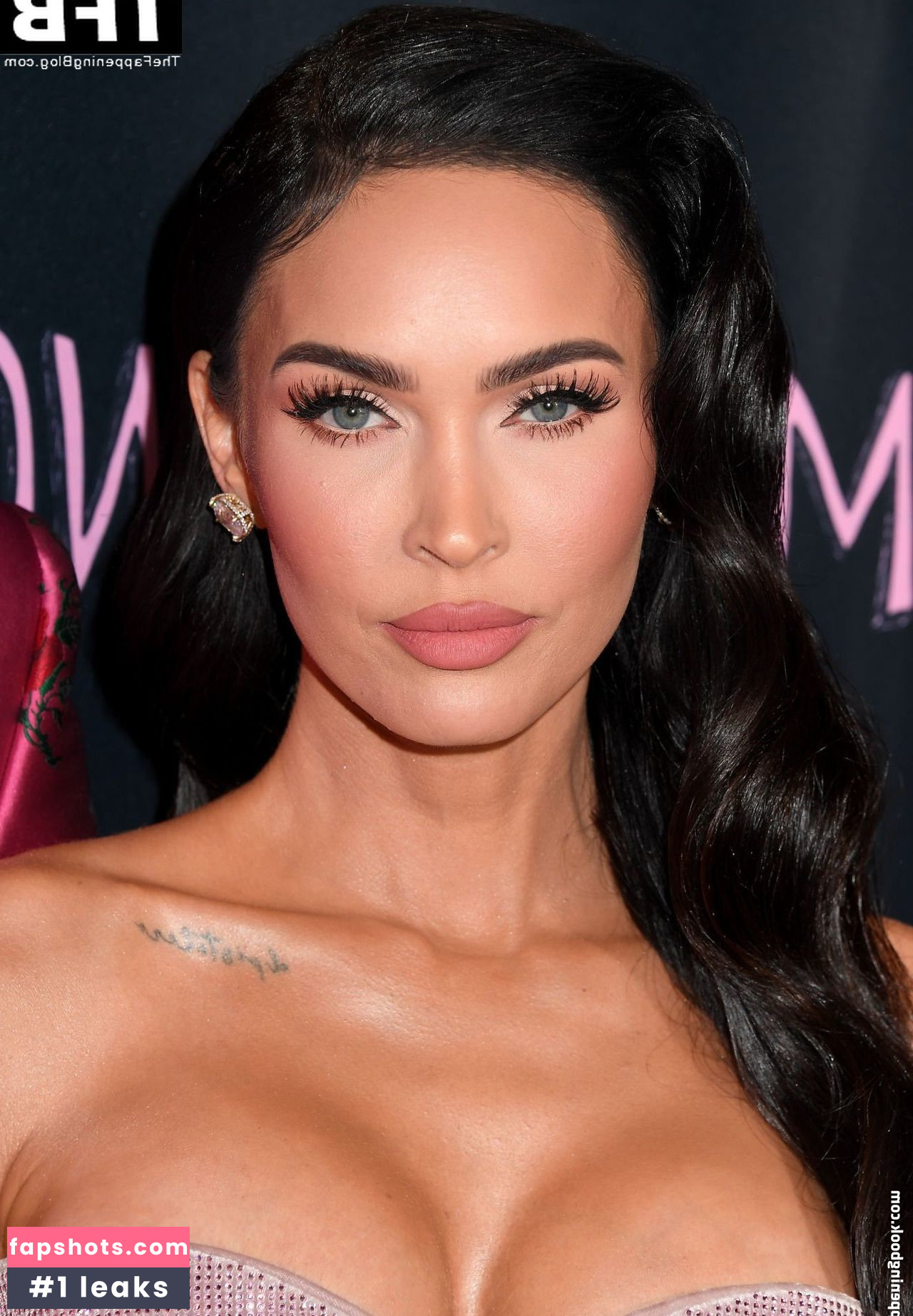 Megan Fox gallery photo #1328