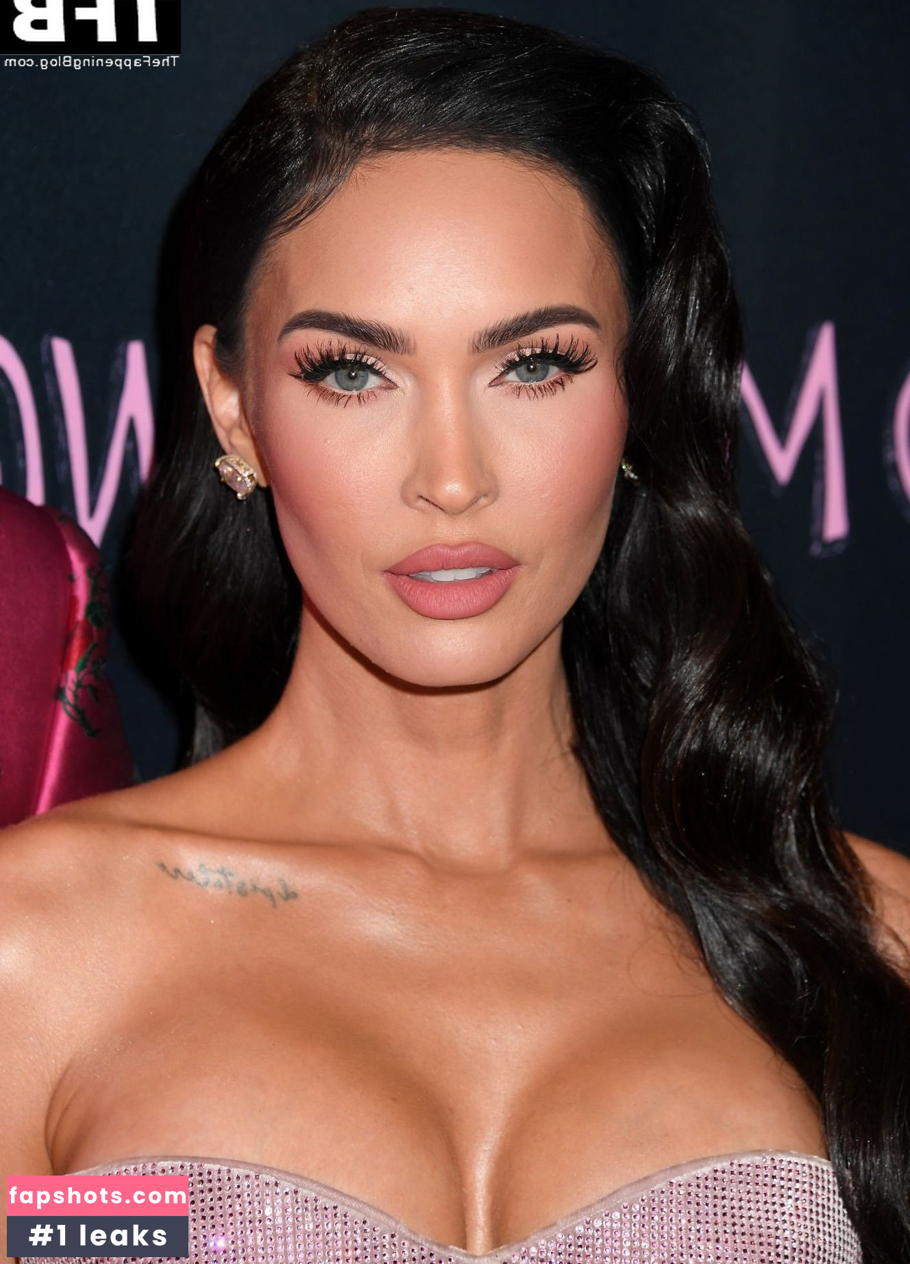 Megan Fox gallery photo #1329