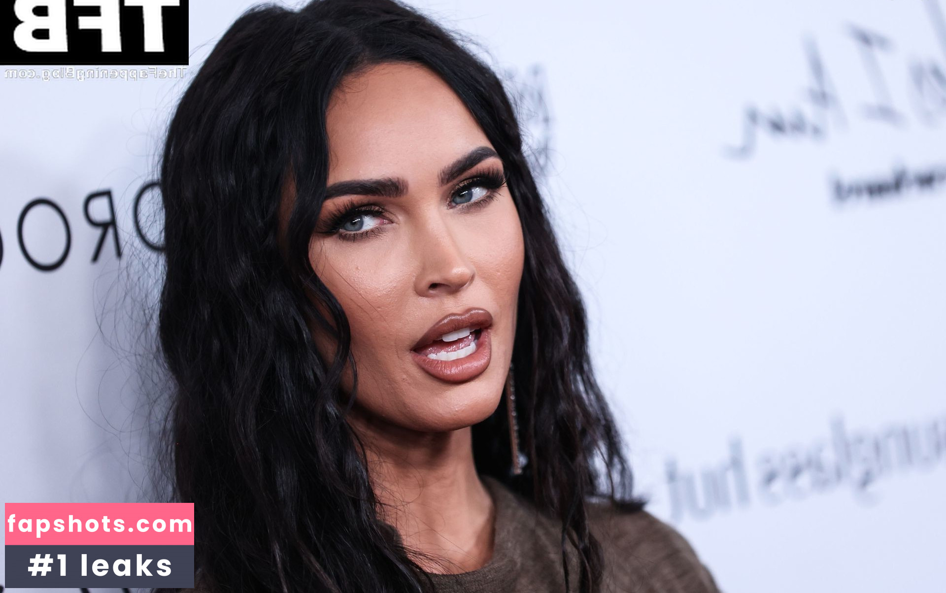 Megan Fox gallery photo #1352