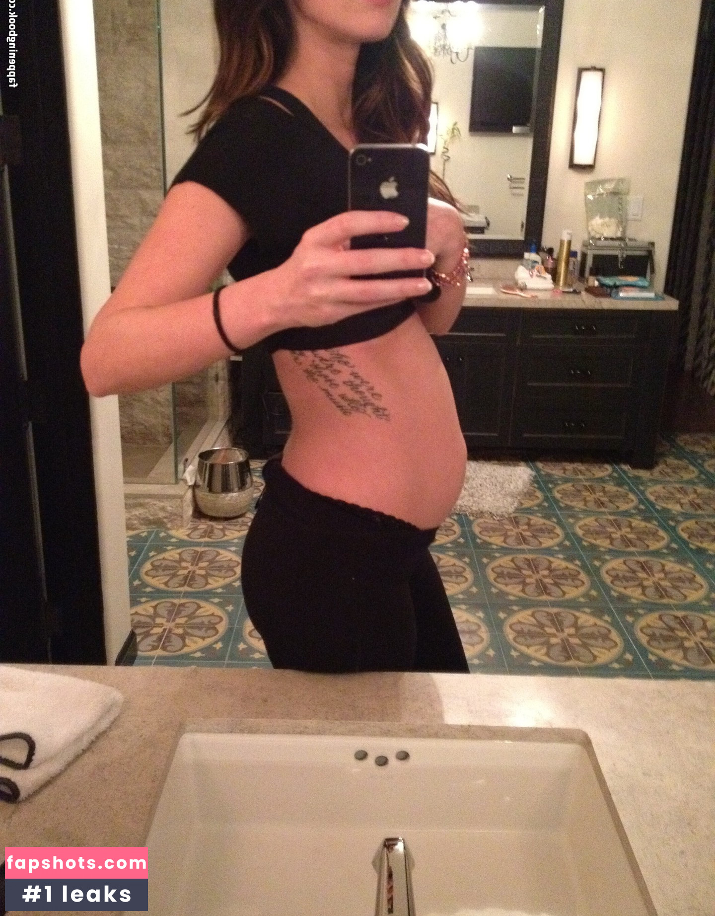 Megan Fox gallery photo #1361