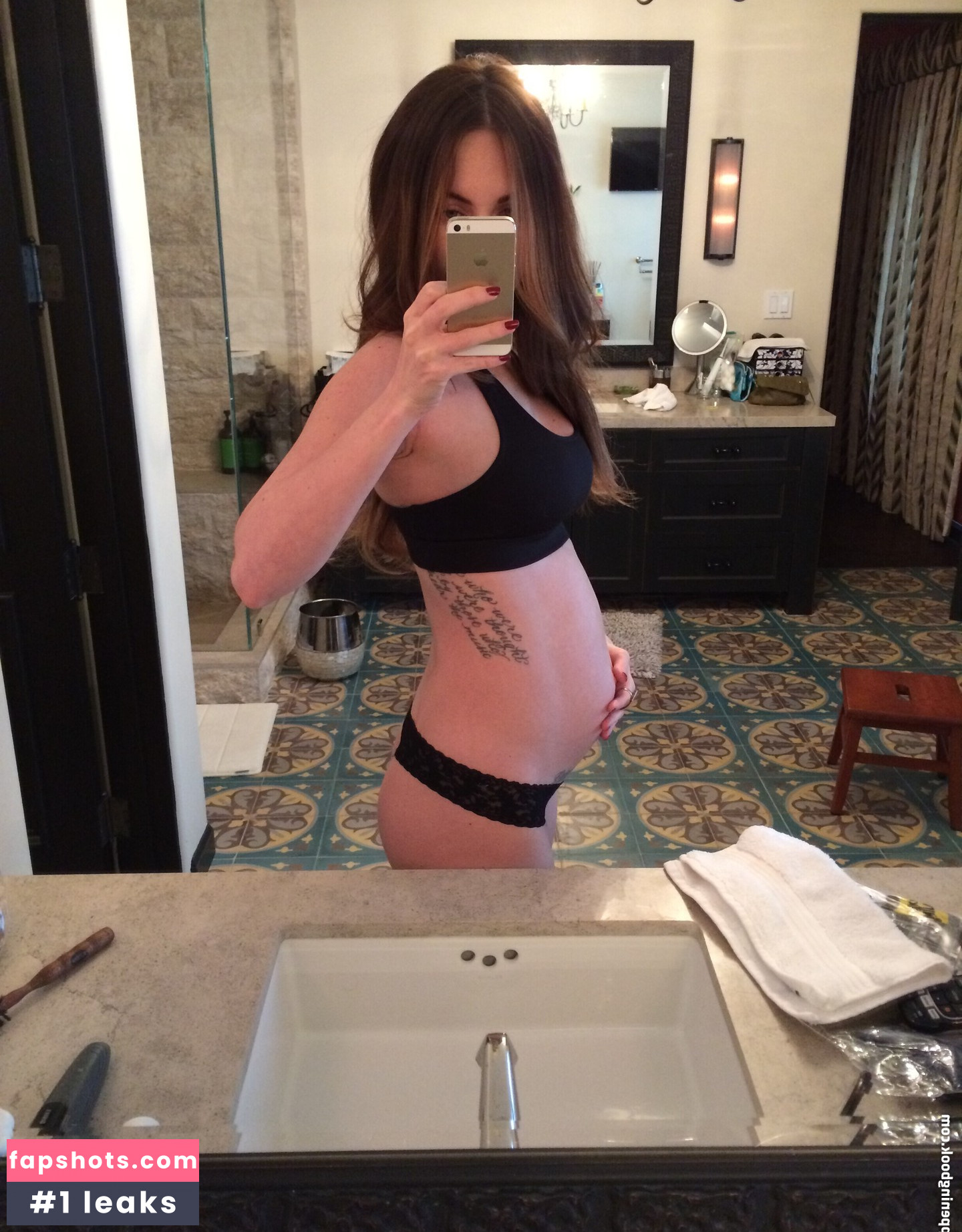 Megan Fox gallery photo #1362