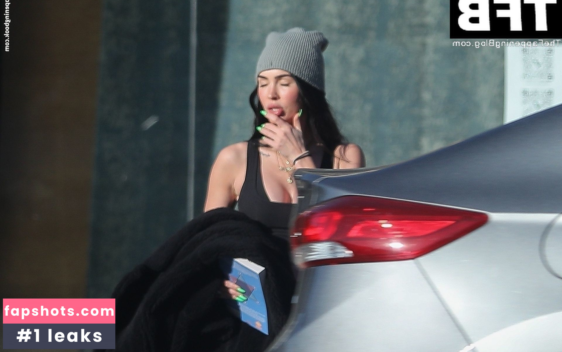 Megan Fox gallery photo #1391