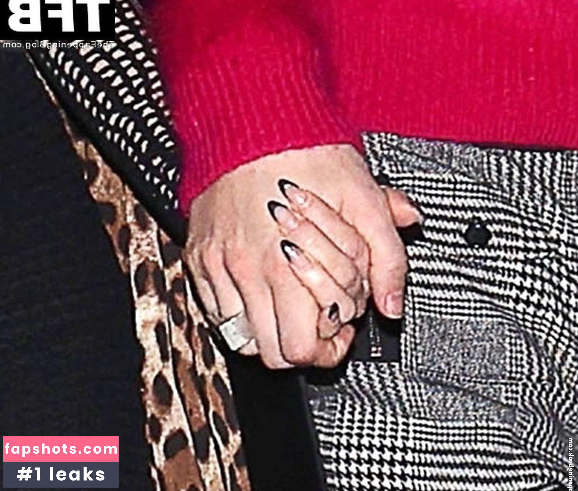 Megan Fox gallery photo #1413