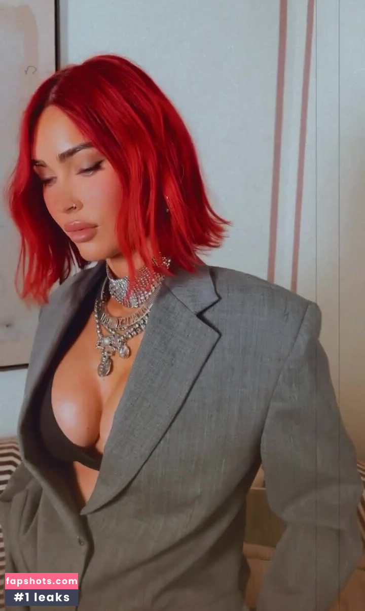 Megan Fox gallery photo #482