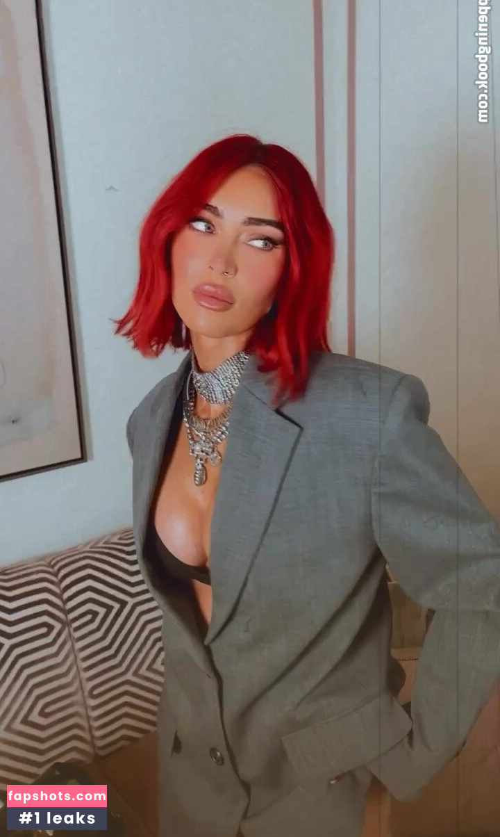 Megan Fox gallery photo #487