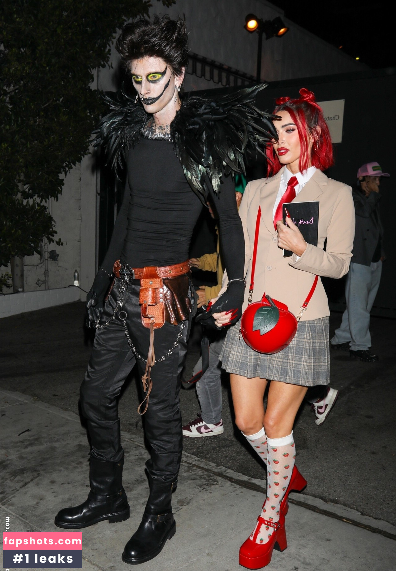 Megan Fox gallery photo #575