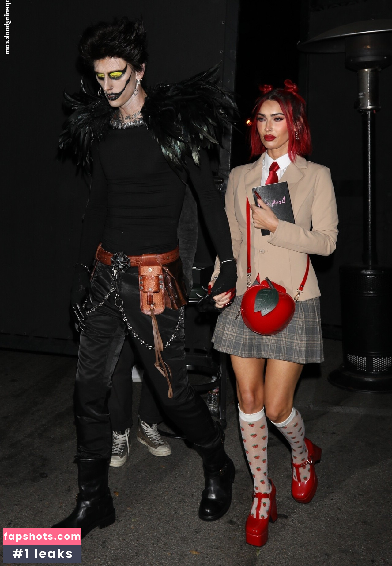 Megan Fox gallery photo #579