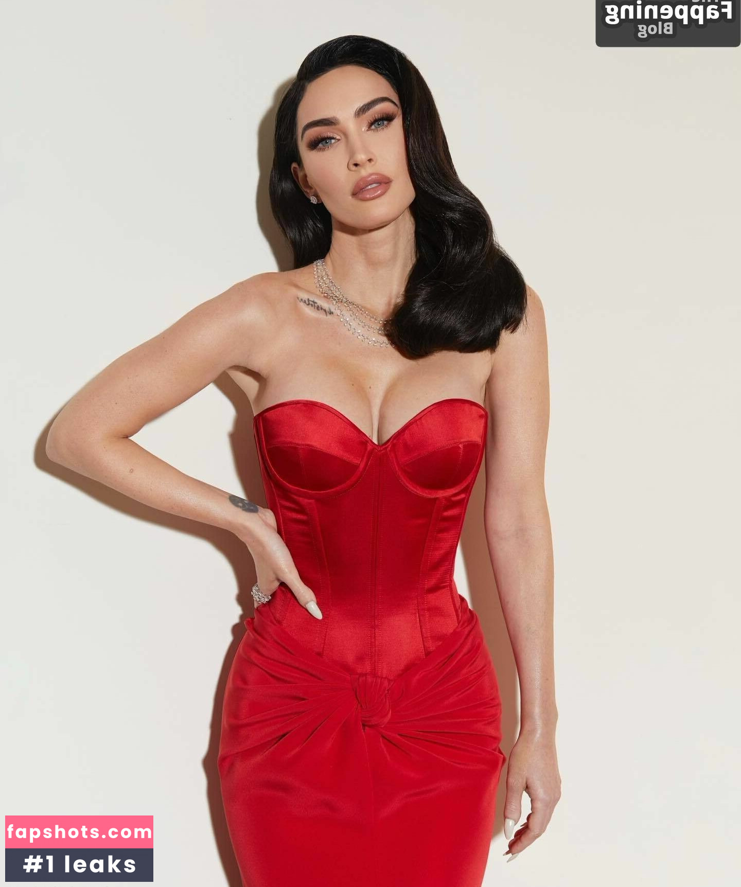 Megan Fox gallery photo #880