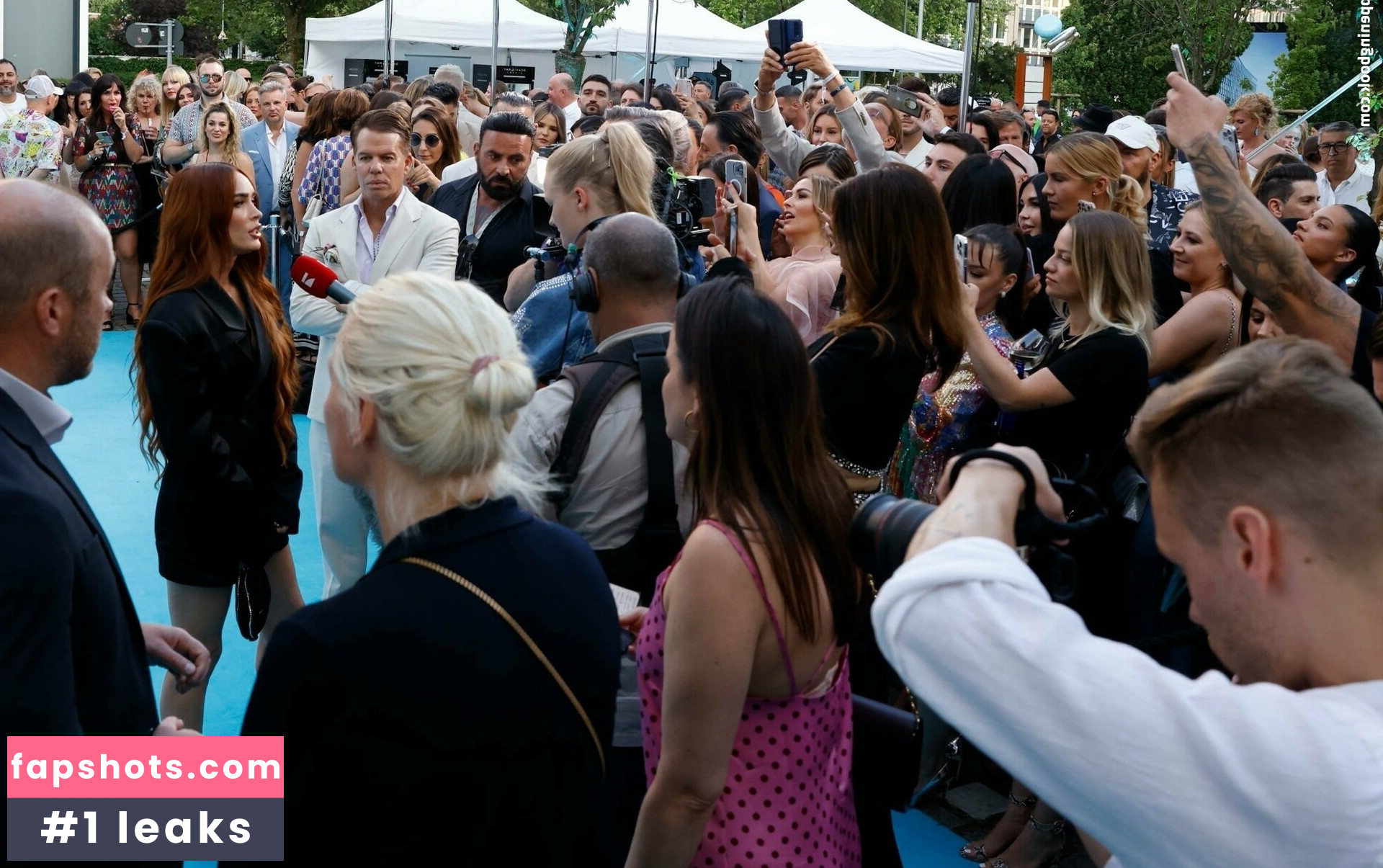 Megan Fox gallery photo #893