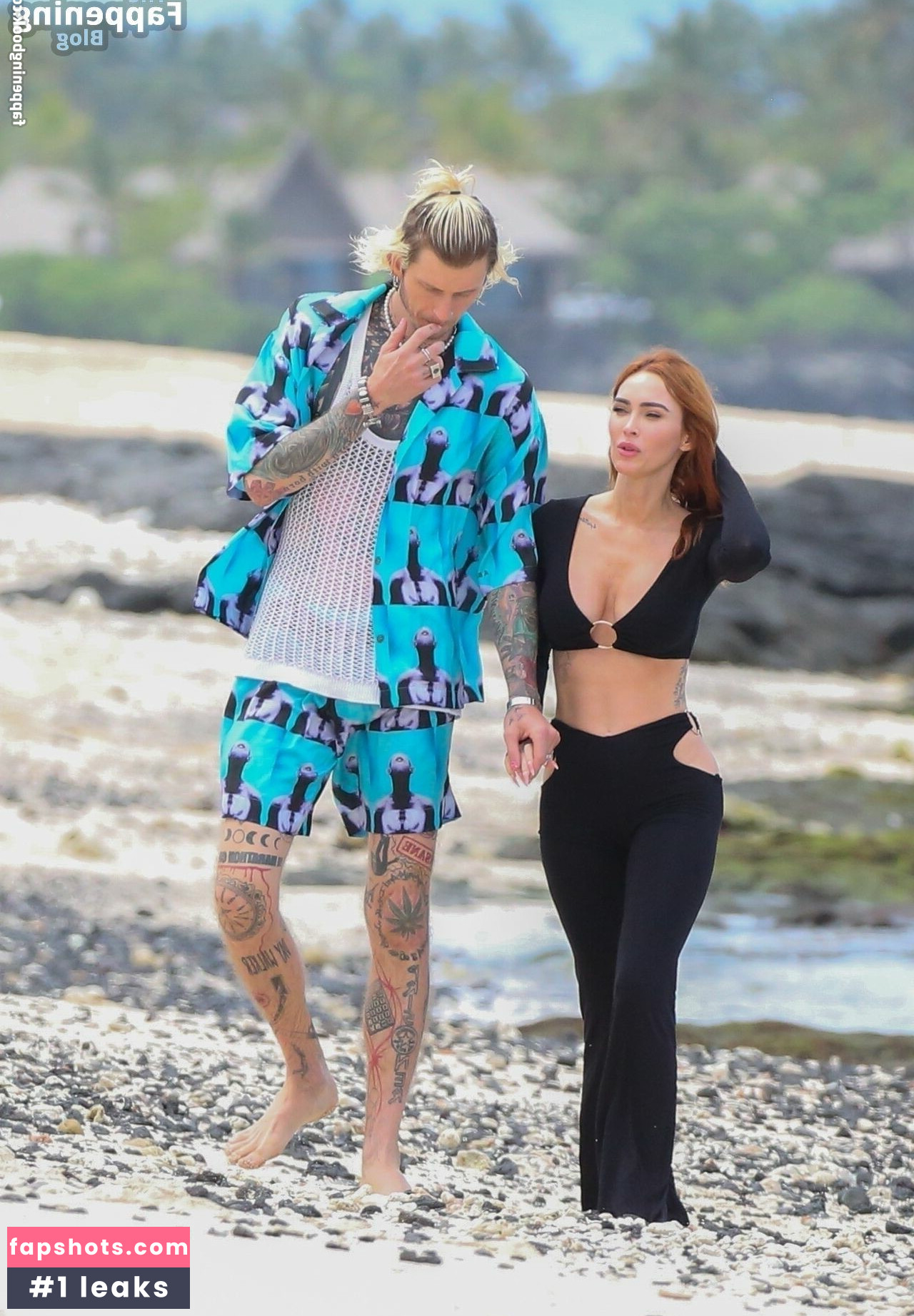 Megan Fox gallery photo #976