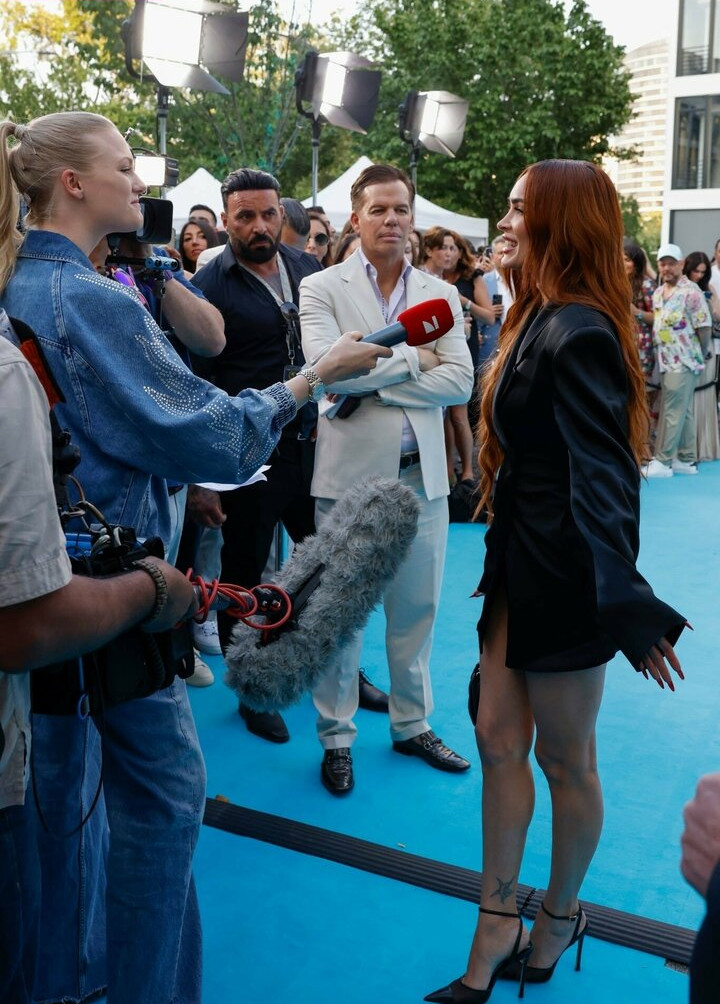 megan-fox gallery photo #1097