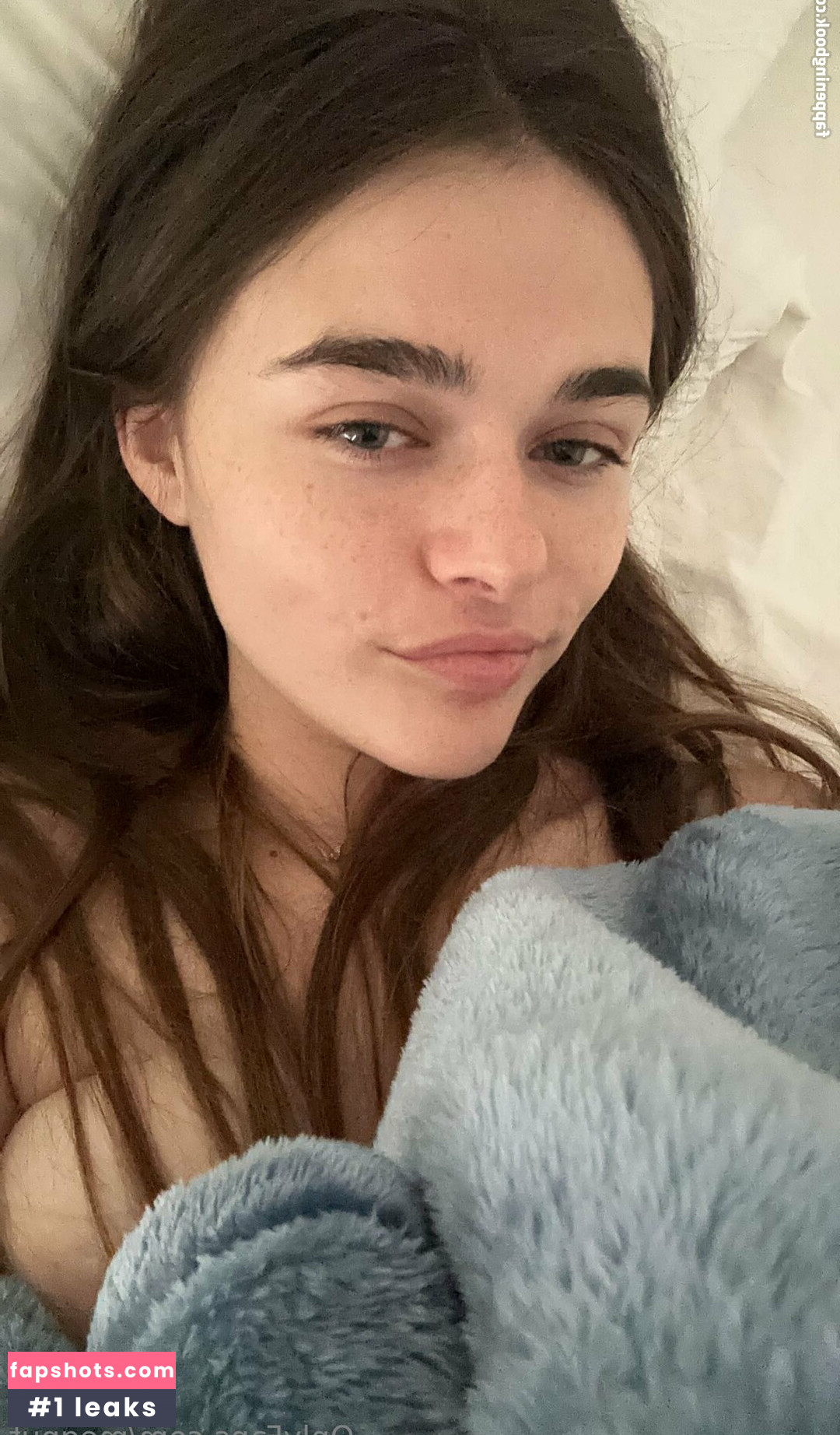 Megan Guthrie gallery photo #187