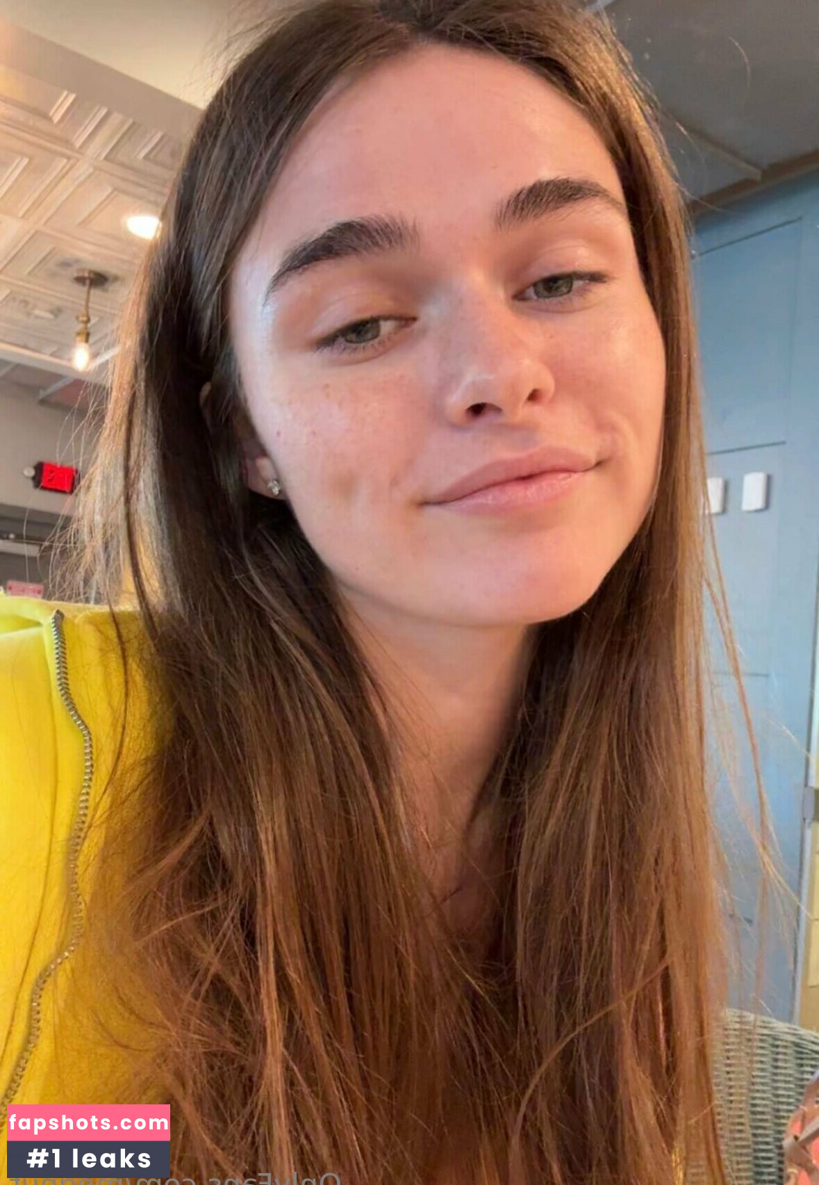 Megan Guthrie gallery photo #212