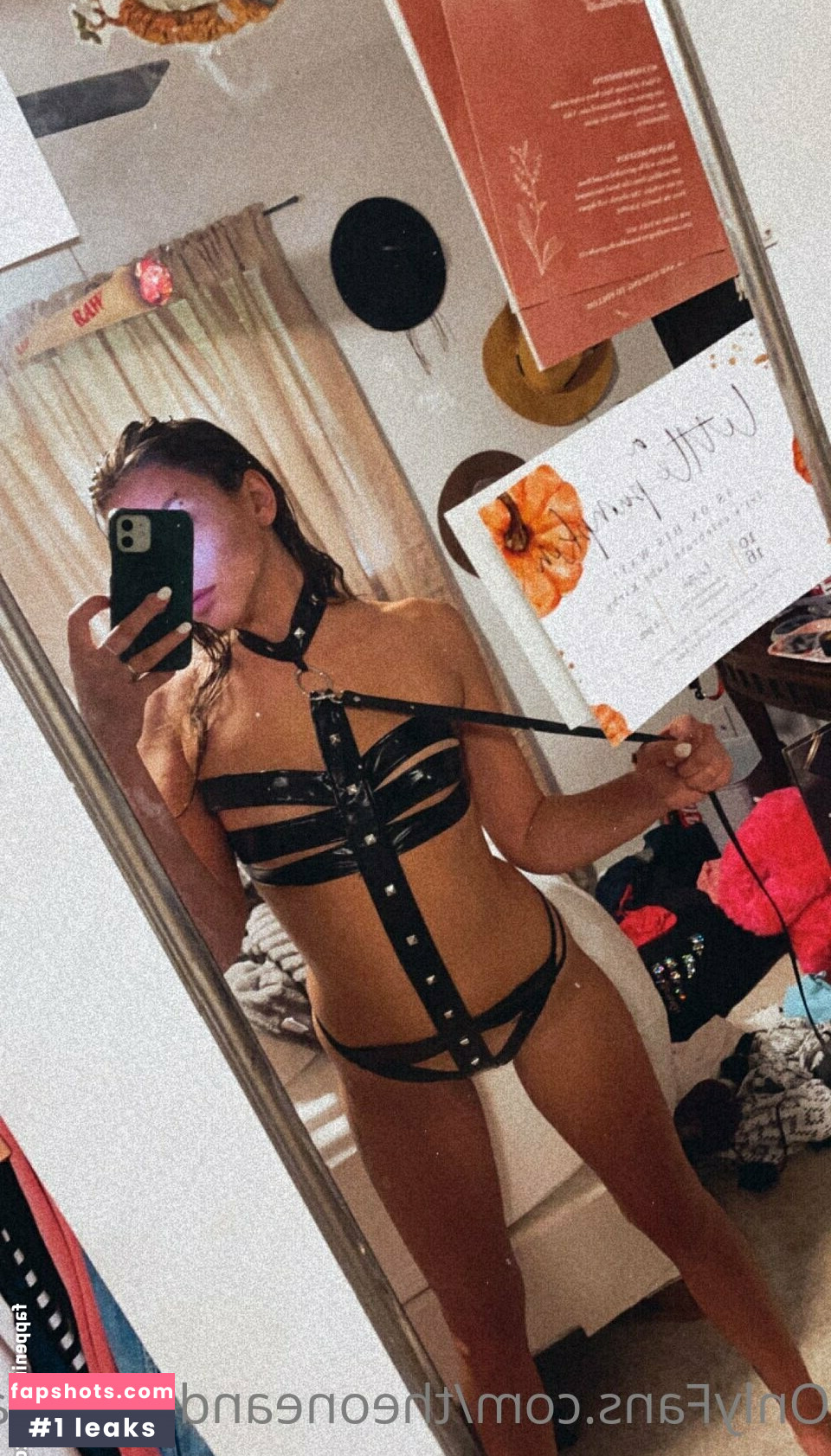 Megan Hill gallery photo #31